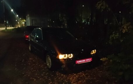 BMW 5 серия, 1998 год, 450 000 рублей, 3 фотография