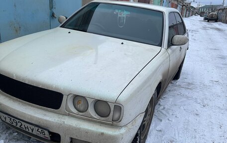 Nissan Gloria IX, 1995 год, 670 000 рублей, 3 фотография