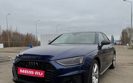 Audi A4, 2020 год, 3 900 000 рублей, 4 фотография