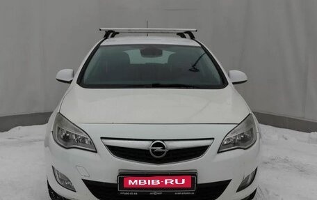 Opel Astra J, 2011 год, 849 000 рублей, 2 фотография