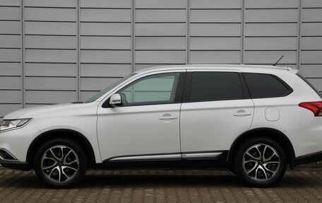 Mitsubishi Outlander III рестайлинг 3, 2015 год, 1 598 000 рублей, 3 фотография