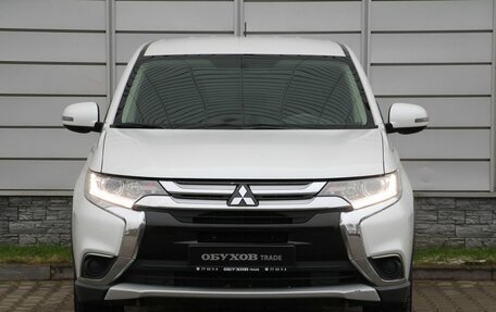 Mitsubishi Outlander III рестайлинг 3, 2015 год, 1 598 000 рублей, 5 фотография