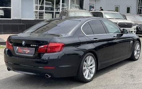 BMW 5 серия, 2012 год, 2 350 000 рублей, 3 фотография