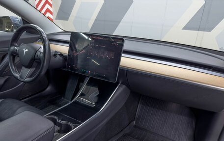 Tesla Model 3 I, 2018 год, 2 870 000 рублей, 18 фотография