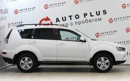 Mitsubishi Outlander III рестайлинг 3, 2011 год, 1 319 000 рублей, 8 фотография