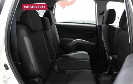 Mitsubishi Outlander III рестайлинг 3, 2011 год, 1 319 000 рублей, 12 фотография