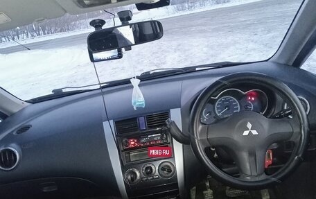 Mitsubishi Colt VI рестайлинг, 2003 год, 495 000 рублей, 2 фотография