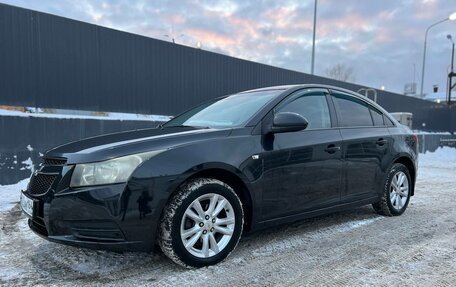 Chevrolet Cruze II, 2010 год, 820 000 рублей, 6 фотография