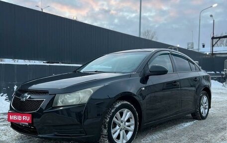 Chevrolet Cruze II, 2010 год, 820 000 рублей, 7 фотография