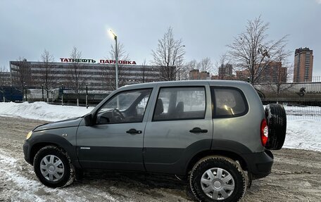 Chevrolet Niva I рестайлинг, 2013 год, 385 000 рублей, 4 фотография