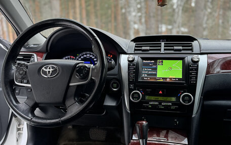 Toyota Camry, 2012 год, 1 950 000 рублей, 13 фотография