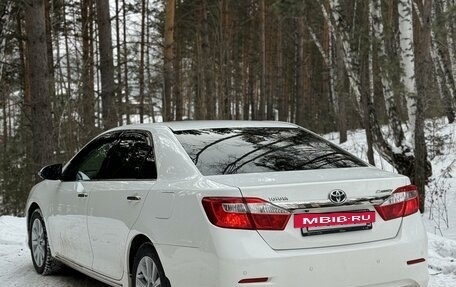 Toyota Camry, 2012 год, 1 950 000 рублей, 6 фотография