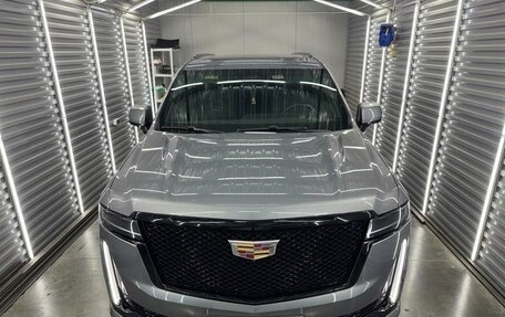 Cadillac Escalade V, 2021 год, 11 750 000 рублей, 2 фотография