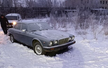 Jaguar XJ III (X350), 1990 год, 999 999 рублей, 3 фотография