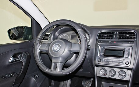 Volkswagen Polo VI (EU Market), 2011 год, 837 000 рублей, 12 фотография