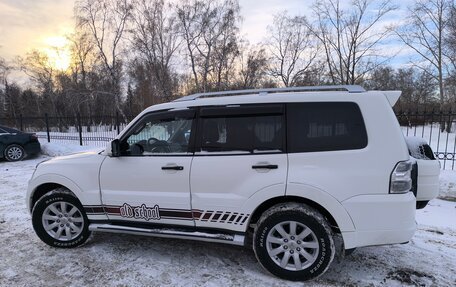 Mitsubishi Pajero IV, 2011 год, 1 999 999 рублей, 4 фотография