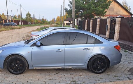 Chevrolet Cruze II, 2011 год, 675 000 рублей, 2 фотография