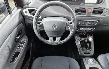 Renault Scenic III, 2010 год, 750 000 рублей, 13 фотография