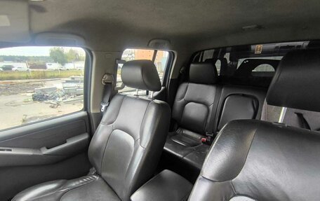 Nissan Navara (Frontier), 2007 год, 970 000 рублей, 8 фотография