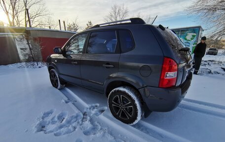 Hyundai Tucson III, 2008 год, 855 000 рублей, 8 фотография