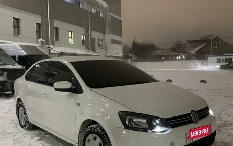 Volkswagen Polo VI (EU Market), 2013 год, 465 000 рублей, 2 фотография