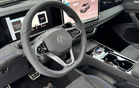 Volkswagen Tiguan, 2024 год, 5 790 000 рублей, 30 фотография