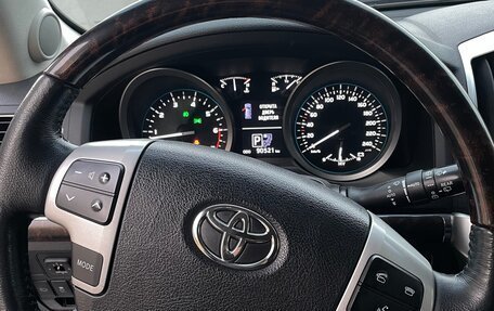 Toyota Land Cruiser 200, 2013 год, 5 200 000 рублей, 3 фотография