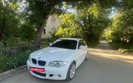 BMW 1 серия, 2010 год, 750 000 рублей, 5 фотография