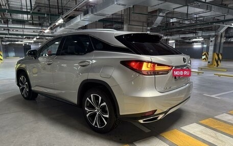 Lexus RX IV рестайлинг, 2022 год, 6 370 000 рублей, 5 фотография