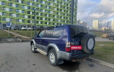 Toyota Land Cruiser Prado 90 рестайлинг, 1997 год, 1 050 000 рублей, 5 фотография