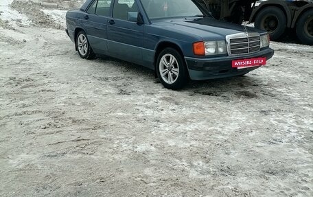 Mercedes-Benz 190 (W201), 1993 год, 420 000 рублей, 7 фотография