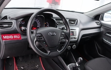 KIA Rio III рестайлинг, 2015 год, 830 000 рублей, 10 фотография