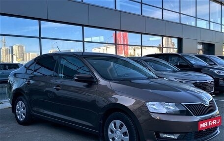 Skoda Rapid I, 2018 год, 1 360 000 рублей, 4 фотография