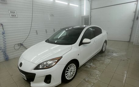 Mazda 3, 2011 год, 900 000 рублей, 2 фотография