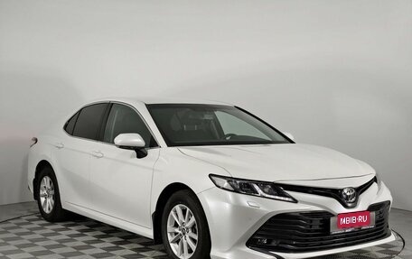 Toyota Camry, 2019 год, 2 975 000 рублей, 3 фотография