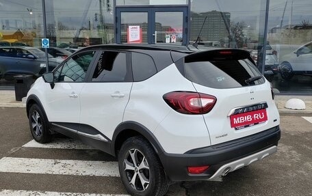 Renault Kaptur I рестайлинг, 2018 год, 1 780 000 рублей, 3 фотография