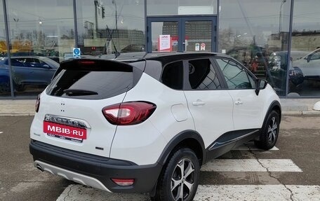 Renault Kaptur I рестайлинг, 2018 год, 1 780 000 рублей, 5 фотография