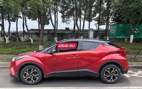 Toyota C-HR I рестайлинг, 2020 год, 1 649 000 рублей, 3 фотография