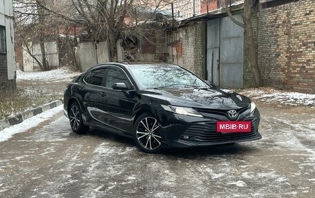 Toyota Camry, 2020 год, 2 650 000 рублей, 7 фотография