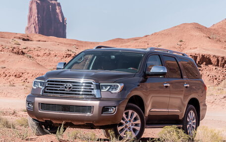 Toyota Sequoia II рестайлинг, 2018 год, 7 999 000 рублей, 1 фотография