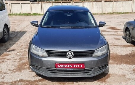 Volkswagen Jetta VI, 2011 год, 800 000 рублей, 1 фотография