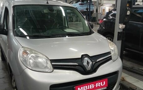 Renault Kangoo II рестайлинг, 2013 год, 1 008 000 рублей, 2 фотография