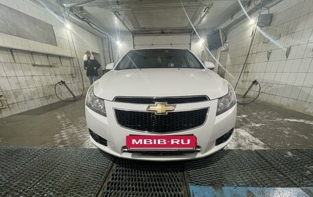 Chevrolet Cruze II, 2011 год, 890 000 рублей, 3 фотография