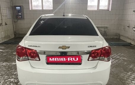 Chevrolet Cruze II, 2011 год, 890 000 рублей, 8 фотография