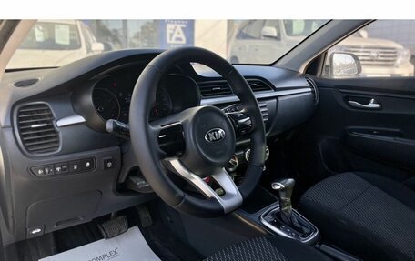 KIA Rio IV, 2018 год, 935 000 рублей, 9 фотография