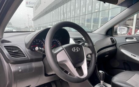 Hyundai Solaris II рестайлинг, 2013 год, 860 000 рублей, 9 фотография