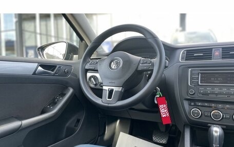 Volkswagen Jetta VI, 2013 год, 1 177 000 рублей, 15 фотография