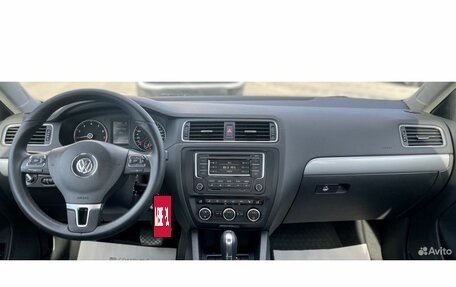 Volkswagen Jetta VI, 2013 год, 1 177 000 рублей, 14 фотография