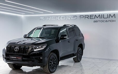 Toyota Land Cruiser Prado 150 рестайлинг 2, 2021 год, 5 800 000 рублей, 3 фотография