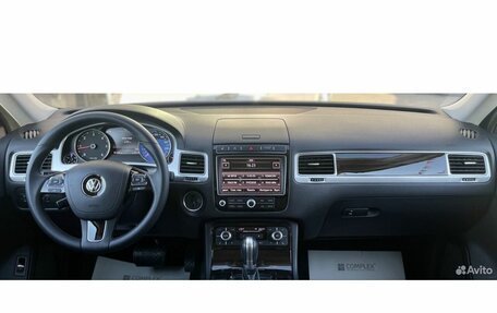 Volkswagen Touareg III, 2015 год, 3 990 000 рублей, 18 фотография